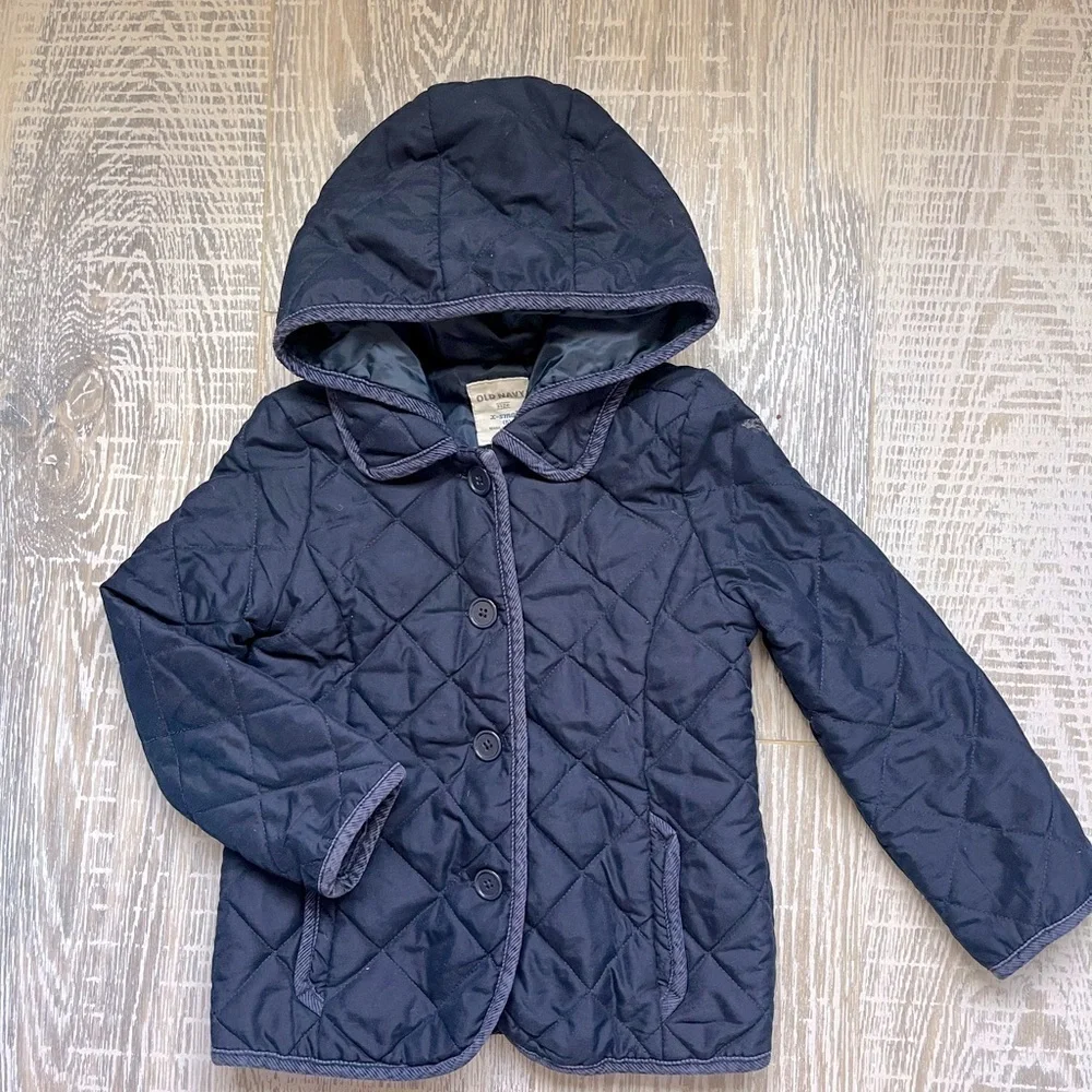 Old navy quilted barn jacket navy blue boys Sz 5
